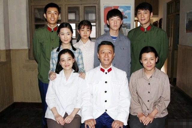 国产电视剧排行榜，十部必看国产电视剧推荐（近30年口碑高的10部国产剧）