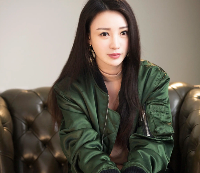 柳岩甩奶舞（拽步舞，拽步舞的视频（从拼命三娘到“借胸上位”）