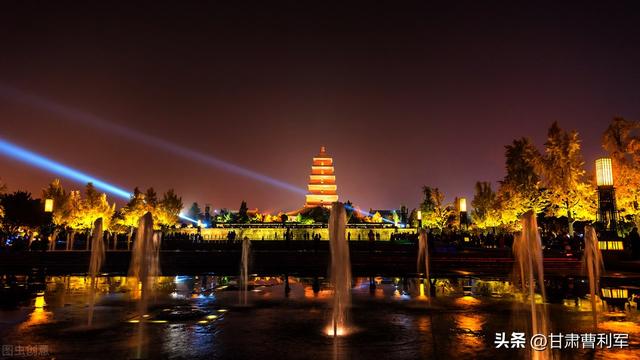 国内景点排行榜，国内景点排行榜前十名（中国15大最美风景）