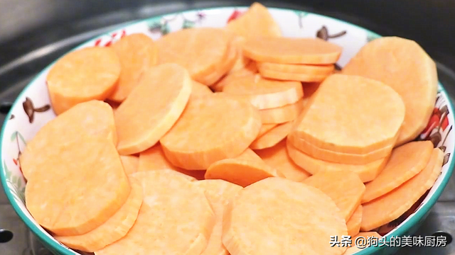 家常白薯做法，白薯如何做菜（软糯筋道层次多）