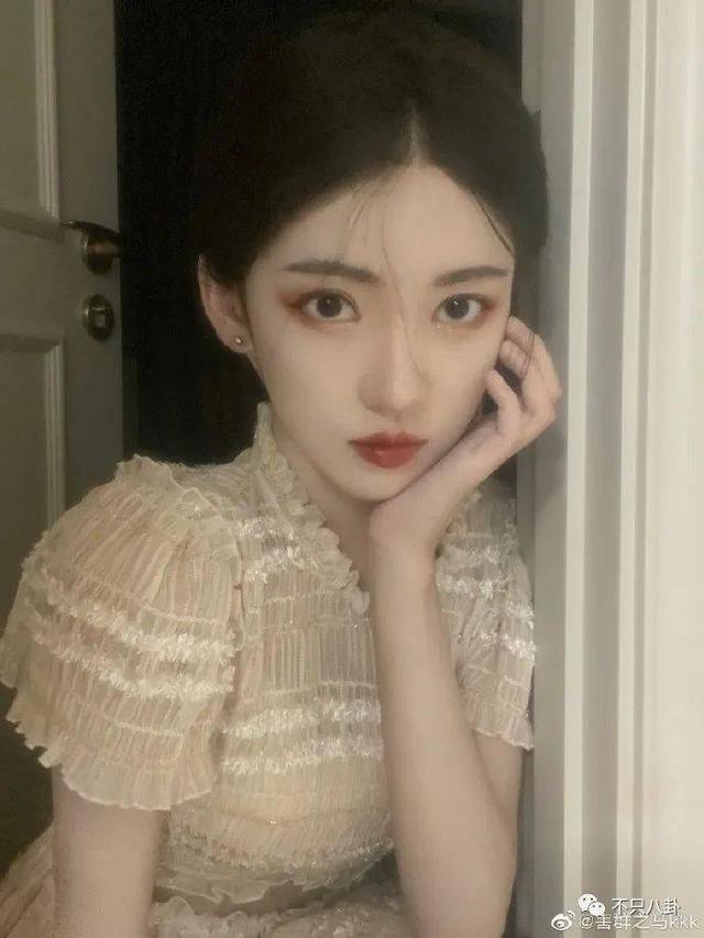男生变成了女生，关于男生穿越变成女生的小说有哪些（从男性彻底变成女性）
