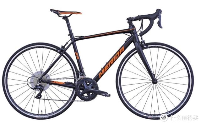 公路自行车推荐，新手入门公路自行车推荐（“百”款4位数预算公路车推荐）