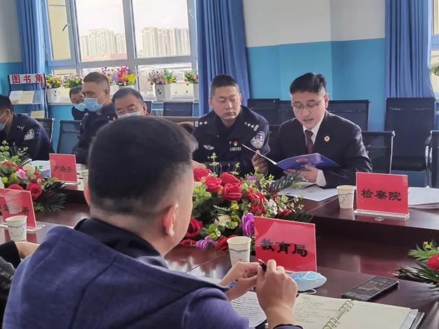 乌鲁木齐铁路运输学校，新疆中专学校有哪些学校（乌铁院联合多部门为学校送去“安全大礼包”）