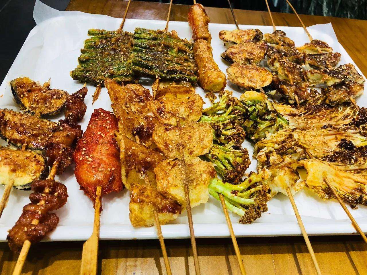 街边小吃摊(可以摆摊的小吃有哪些)
