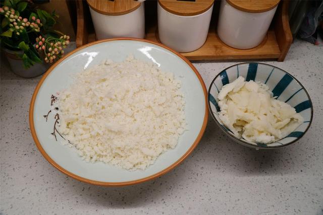 肉丸子怎么做又滑又嫩，怎样做出滑嫩鲜美的肉丸子（切记少放面粉或淀粉）