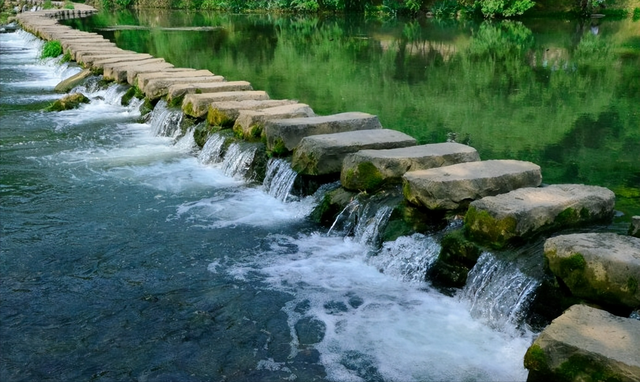 贵阳旅游景点大全，贵阳旅游景点大全必去处地图（贵州贵阳不可错过的七大景点）