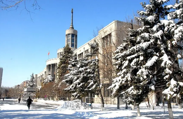 中医药大学排名2022最新排名，天津中医药大学排名多少名（22年中医药大学排行出炉）