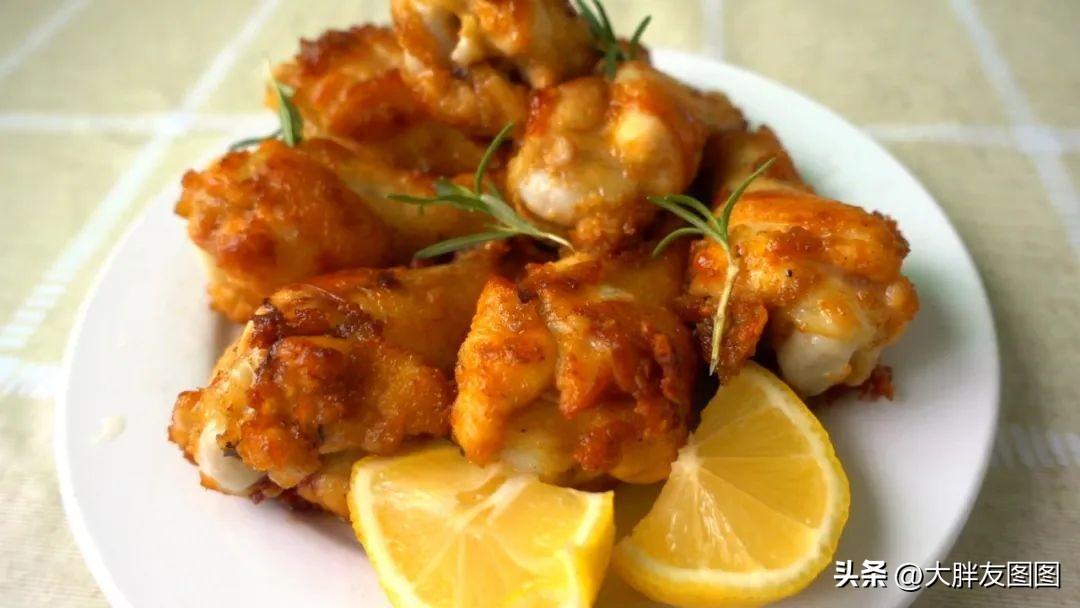 烤鸡腿怎么腌制，烤鸡腿要怎么腌制（不加生粉也能外脆里嫩）