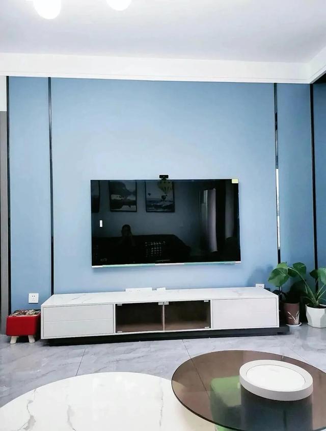 电视背景墙刷什么颜色的乳胶漆好看，电视背景墙用什么颜色的乳胶漆好看（30款乳胶漆背景墙）