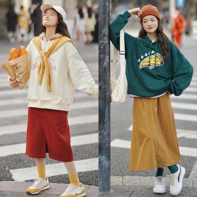 卫衣搭配半身裙时,要注意哪些细节?