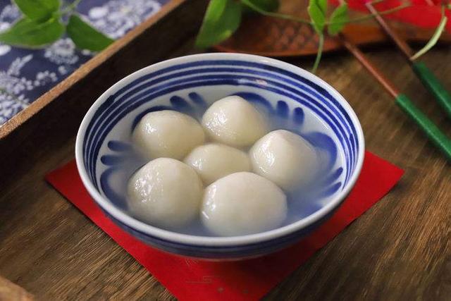 北方元宵节吃什么，北方元宵节吃什么饭（为家人祈福安康）