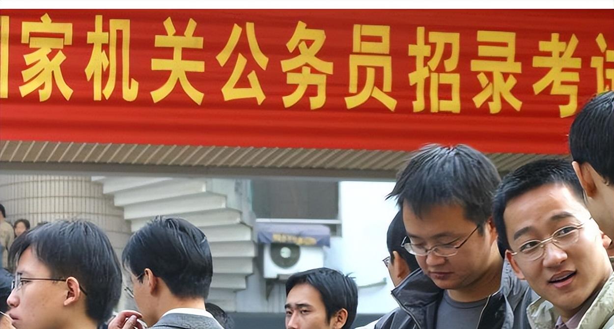 河南省省考时间2017考试时间（河南省考笔试成绩出炉）