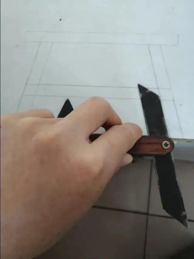 凳子有哪几种，凳子是什么样的（传统四脚八叉板凳角度确定）