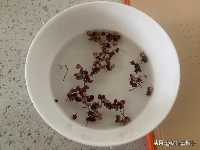 饺子一般煮多少分钟就熟了，饺子煮多久才熟（调肉馅饺子）