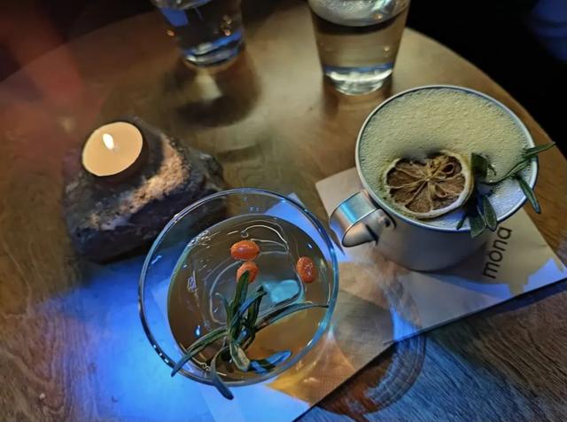 对影成三人是哪三人，对影成三人指的是谁（秋天的十大雅事）