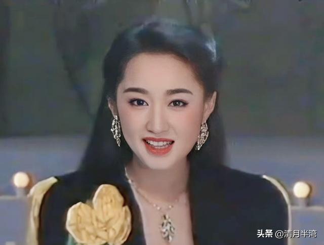 桃花眼长什么样，天生桃花眼是什么样子（9位眉目含情“桃花眼”女星）