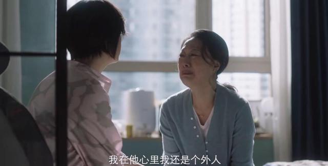 住家保姆一般多少钱一月，住家保姆（57岁女保姆月入5000元）