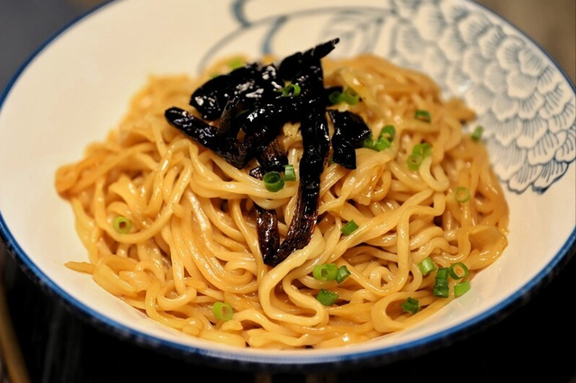 怎么做长寿面，怎么做长寿面好吃又简单（分享5种“长寿面”做法）