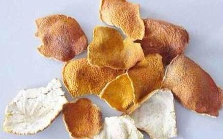 新鲜桔子皮怎么处理才能做陈皮，吃不完的橘子皮别再扔了