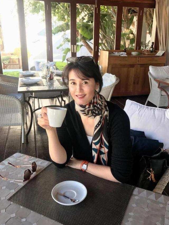 丝巾有哪些种类啊，丝巾的规格有几种（不懂这“3要3不要”）