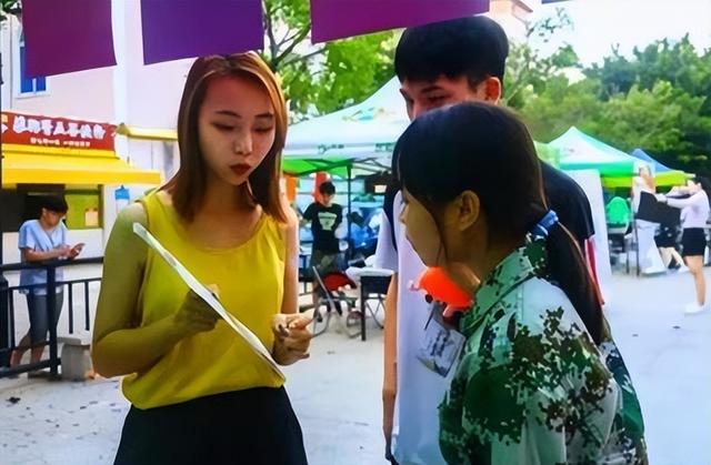 平顶山学院宿舍，平顶山学院宿舍条件怎么样—宿舍图片内景（大学寝室男女混住引热议）