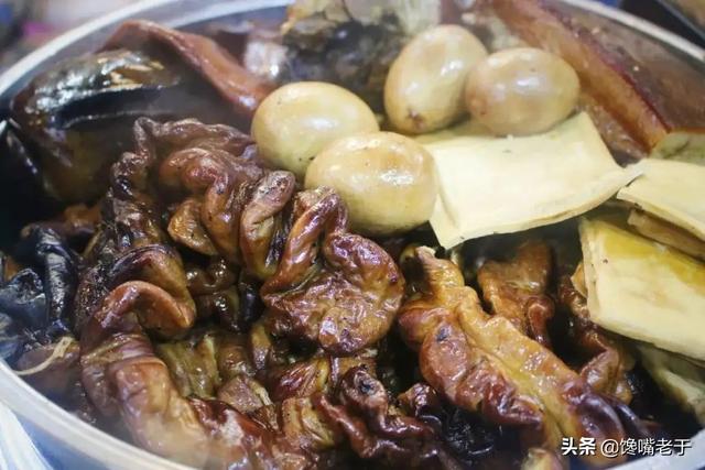 羊蹄子怎么做好吃，酱羊蹄的做法 最正宗的做法（西北人喝酒必上的5个“硬菜”）