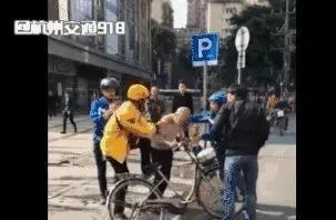 油碟和麻酱碟哪个热量高，麻酱跟油碟哪个热量高（天天外食也能成功减脂的必备方法）
