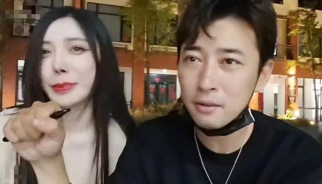 极限拉扯是什么梗，极限拉扯是什么意思（反将一军：你亲还不亲个全乎的）