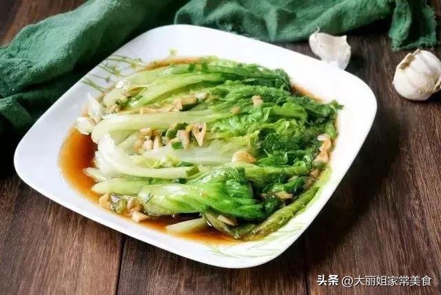 苦瓜可以直接生吃吗，苦瓜是否可以生吃（这6种“刮油”蔬菜要多吃）
