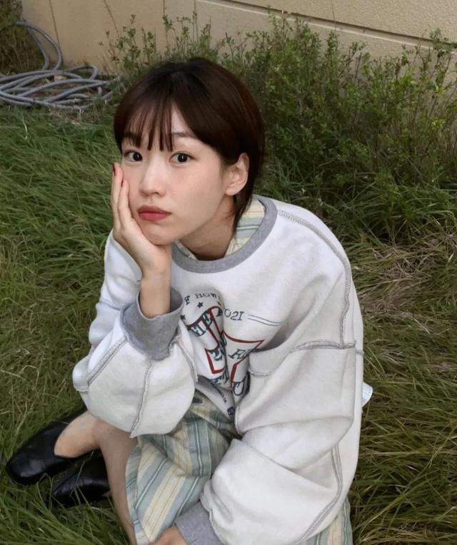 厚刘海怎么变空气刘海，厚刘海怎样变成空气刘海（减龄16岁？只有齐刘海做得到）