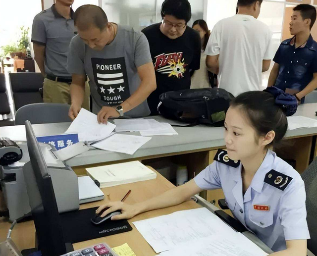 公务员在哪里工作，公务员一般都在什么单位上班（这八个单位是公务员岗的香饽饽）