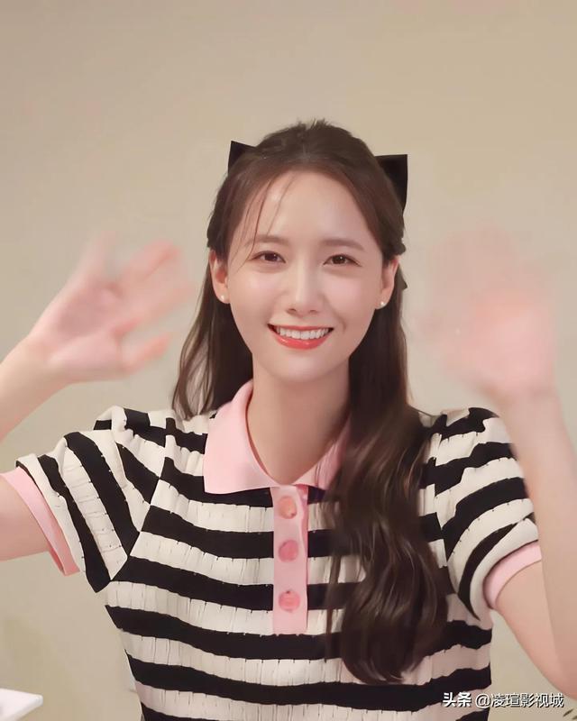 林允儿动态壁纸，高清可爱动态壁纸林允儿（韩国女星壁纸图片分享）
