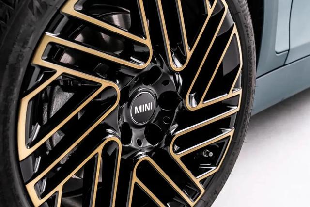 minicooper价格，minicooper价格 五门（CLUBMAN新增自在特别版）