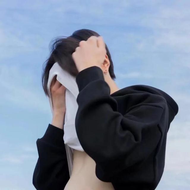 高级感男生头像，高级感拉满的男生头像微信（小众又高级的不露脸男生头像）