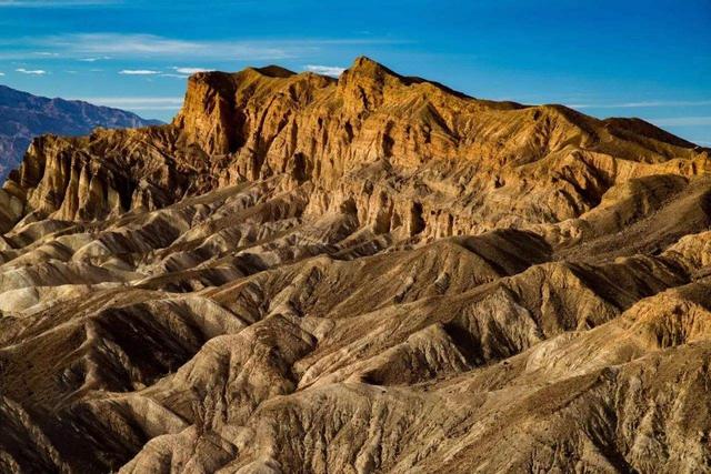 关于泥沙介绍，泥沙怎么形成的（为何国家不清理河底泥沙）