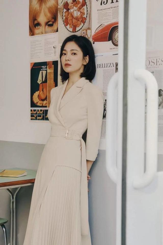 脑门大适合什么发型，脑门大适合啥发型（怎样才能找到适合自己的那款）