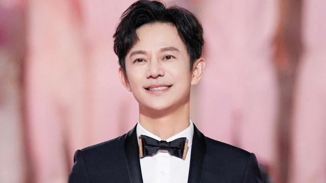 向往的生活第三季第十一期怎么没了，向往的生活第三季中彭昱畅的抓蝴蝶游戏怎么玩（《快本》停播14个月）