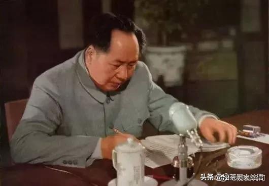 缅怀与怀念的区别，缅怀与哀悼的区别（历史自有公断）