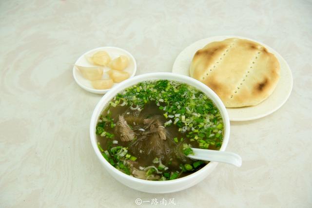 西宁海拔多少米高，西宁的海拔高度大致是多少（青海省唯一的避暑夏都）