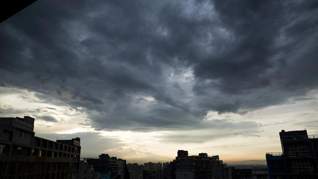 富士山是活火山吗，富士山是活火山吗还是死火（日本富士山再次拉响“警报”）