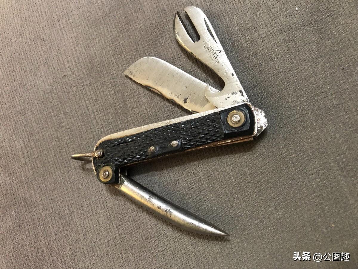 欧洲一些国家的军用折刀