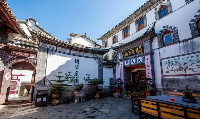 民族的主要特征是什么，民族特征属于什么（但你知道他们最具特色的建筑特色是什么吗）