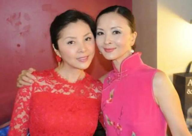 陈烨个人资料男，陈烨（60岁花27万美元包机回国）