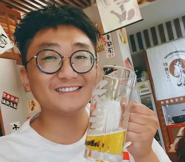 郭德纲怎么评价李鹤彪，根源也许要从“李鹤彪打人”说起