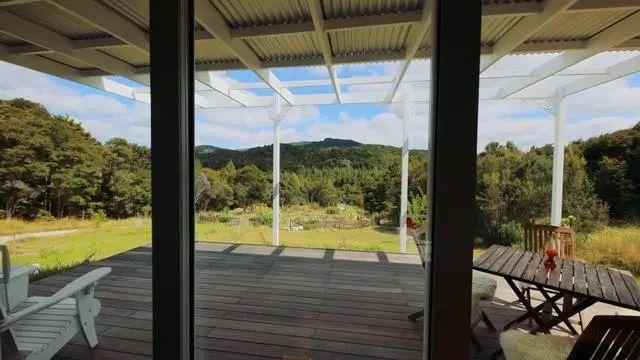 40尺高柜集装箱内尺寸，40尺高柜集装箱内尺寸加车子高度有多少（生活在仅有40尺内的集装箱里）