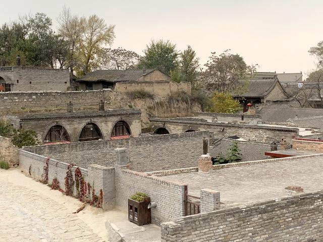 山西历史古城介绍，庭院深深中透着富华