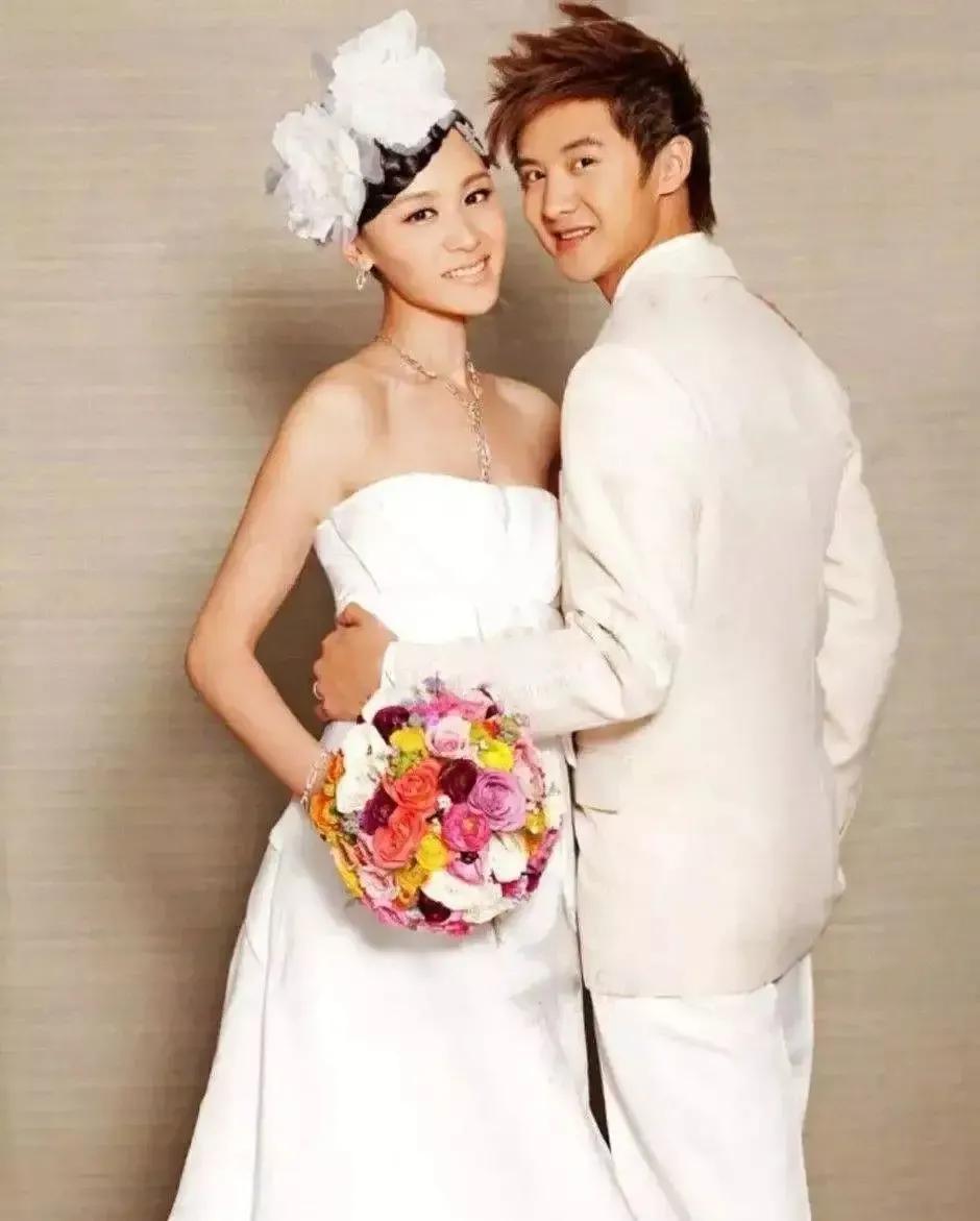 陈赫的老婆结婚照图片