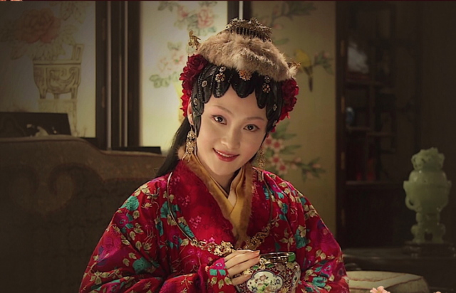 姚笛现状如何，身材高挑气质十足（姚笛：和文章当街拥吻）