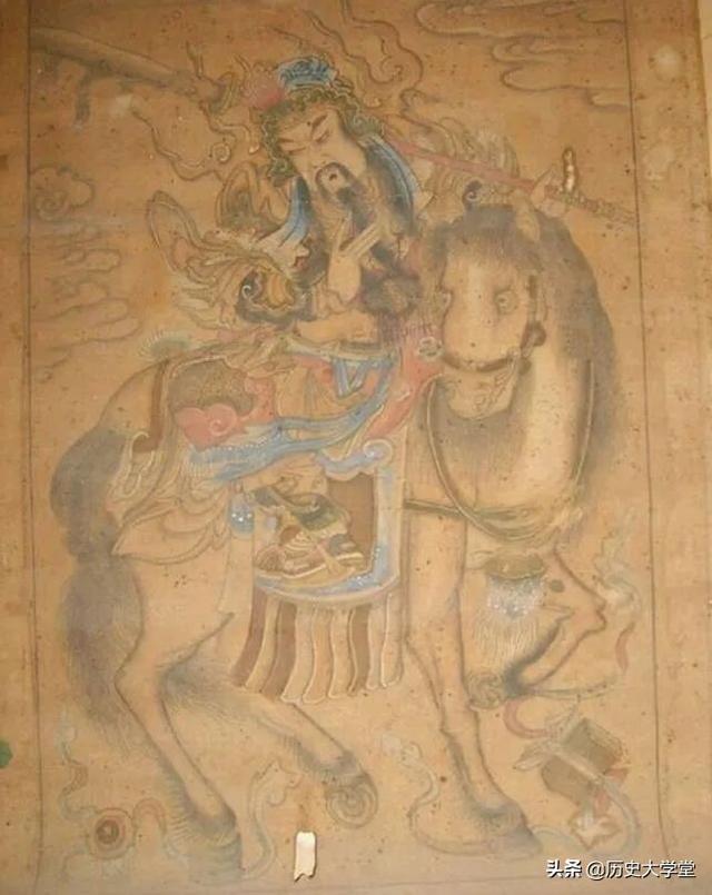 虬髯是什么意思，虬髯客怎么读（关羽那五束霸气的胡须）