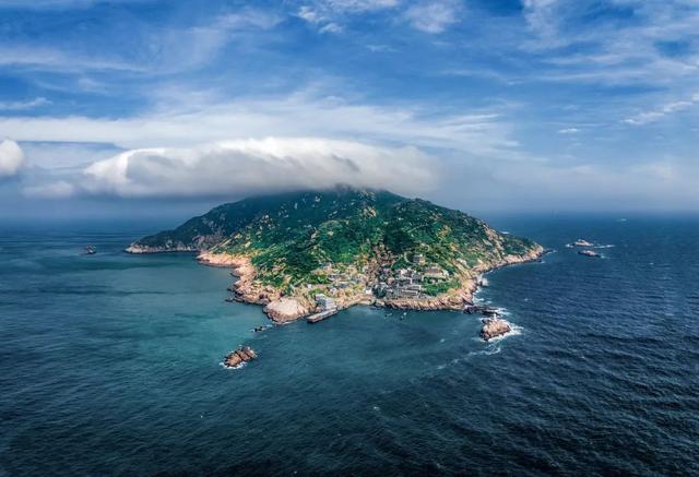 东极岛在哪里哪个城市，东极岛什么地方（江浙沪的这座神仙海岛）